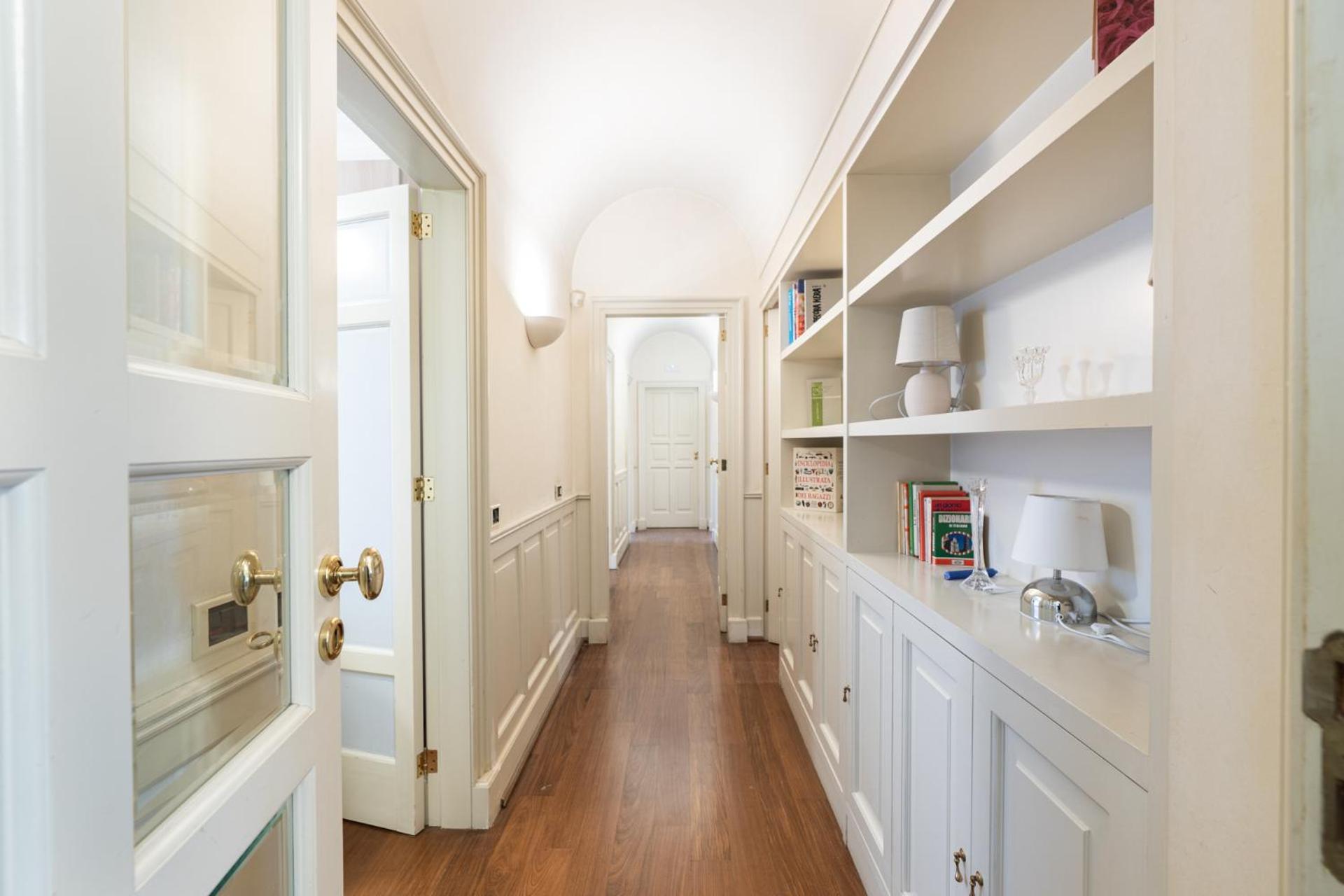 B&B Frida Suite Home Trani Εξωτερικό φωτογραφία